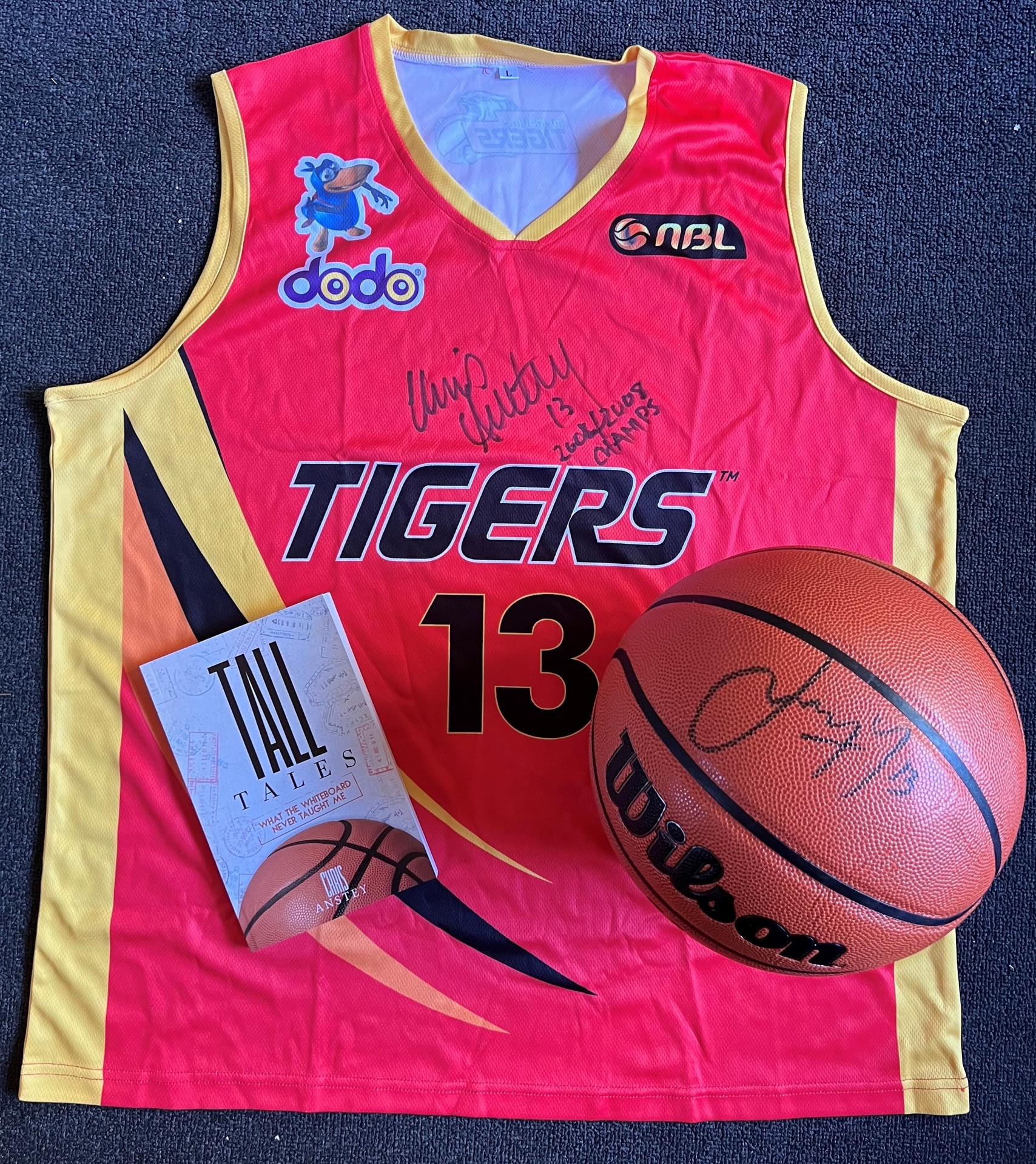 Auction For Northern Bullants FC Auction - Basketball Item